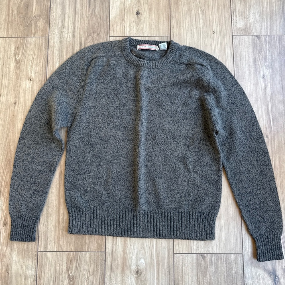Gary Reed Men's Crewneck Sweater in Heather Gray - Classic Knit
